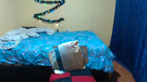 Violet777  online show from December 15, 2024, 8:19 am