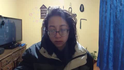 Violet777  online show from November 4, 2025, 9:19 am