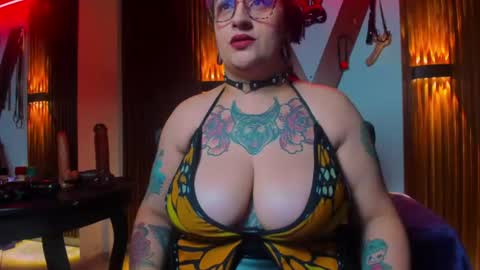 violett_8 online show from July 24, 2026, 4:10 am
