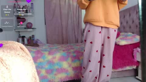 violett_brown9 online show from June 29, 2026, 5:57 am