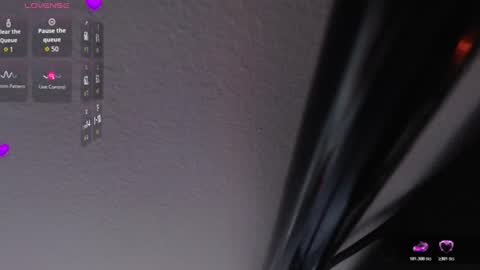 violett_brown9 online show from July 4, 2026, 7:25 am