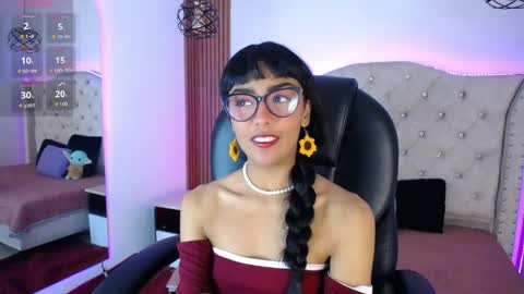 Violet online show from May 22, 2026, 11:05 am
