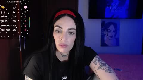 Snapshot of violett_hottie chatting on December 3, 2025, 6:10 am violett Independent model online show from December 3, 2025, 6:10 am