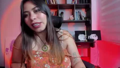 Snapshot of violett_red chatting on July 15, 2026, 9:53 pm Violeta online show from July 15, 2026, 9:53 pm