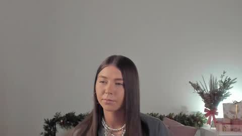 violetta_finch online show from December 27, 2024, 8:24 am