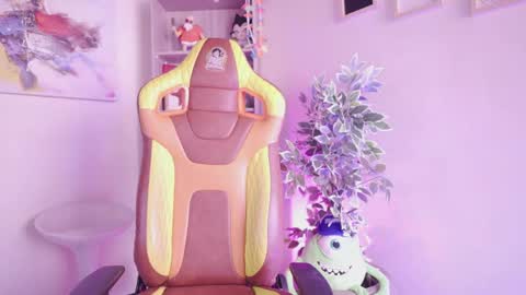 violett online show from May 30, 2026, 1:41 pm
