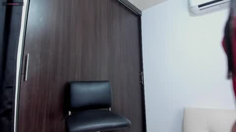Snapshot of violetta_pretty chatting on April 18, 2026, 8:31 pm violetta_pretty online show from April 18, 2026, 8:31 pm