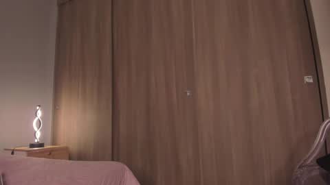 violetta independent model online show from December 28, 2024, 8:26 am