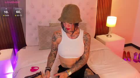 violettaalemida online show from September 11, 2025, 12:27 pm