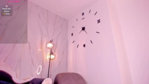  Violet  online show from July 11, 2026, 11:57 am
