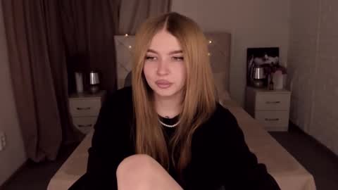 Snapshot of violettaotis chatting on January 30, 2025, 8:10 pm ViolettaOtis online show from January 30, 2025, 8:10 pm