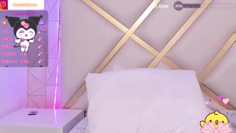 Snapshot of violettbloss chatting on December 29, 2024, 1:24 am Violeta online show from December 29, 2024, 1:24 am