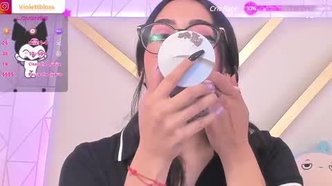 Snapshot of violettbloss chatting on February 18, 2025, 9:20 pm Violeta online show from February 18, 2025, 9:20 pm