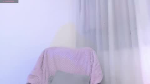 Snapshot of violettbones chatting on March 27, 2026, 8:48 am Violett online show from March 27, 2026, 8:48 am