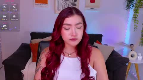 Violett Castel online show from July 16, 2026, 12:05 am