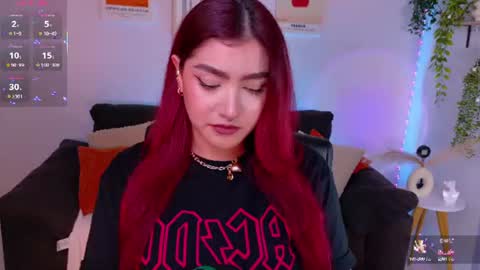 Violett Castel online show from July 29, 2026, 12:53 am