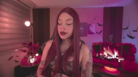 JULIE UWU online show from October 16, 2025, 5:58 pm