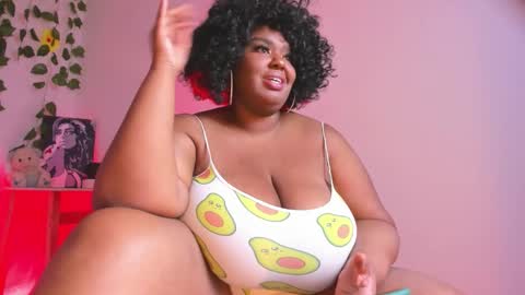 Call me valeria online show from November 6, 2025, 9:37 pm