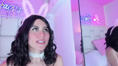 VioletthaRous online show from January 4, 2025, 10:27 am