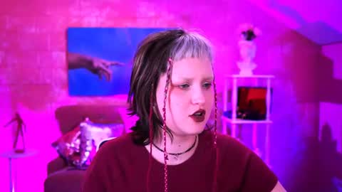 Violett online show from July 20, 2026, 10:50 am