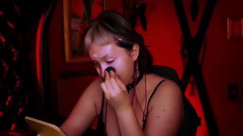 Violett online show from July 27, 2026, 6:42 am