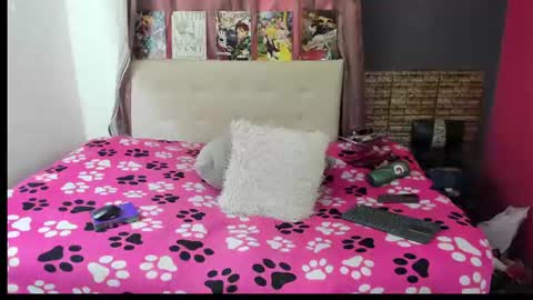 Isabella  online show from June 23, 2026, 5:00 pm