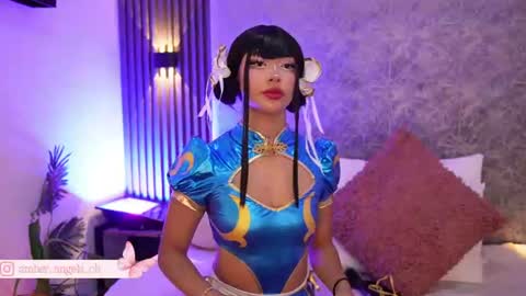 viollettebylyly online show from July 28, 2026, 11:39 am