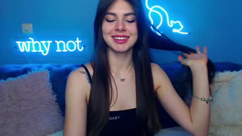 viollinalv online show from February 18, 2025, 11:55 am