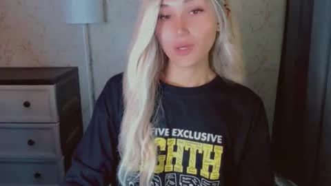 Pearl online show from March 10, 2026, 3:00 am