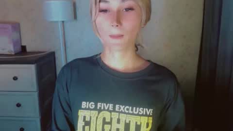 Pearl online show from April 19, 2026, 4:01 am