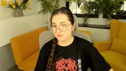 Snapshot of virtualvoyant chatting on November 7, 2025, 5:07 am your love online show from November 7, 2025, 5:07 am