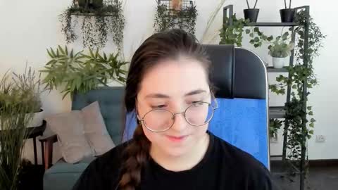 Snapshot of virtualvoyant chatting on November 26, 2025, 7:09 am your love online show from November 26, 2025, 7:09 am