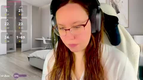 Victoria Romans online show from July 19, 2026, 2:54 pm
