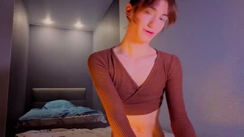 vitahoins online show from November 13, 2025, 10:41 pm