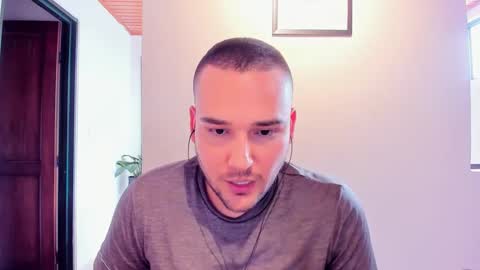 Vito Ferrer online show from January 29, 2025, 8:04 pm