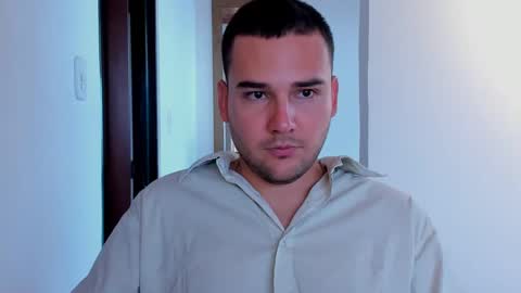 Vito Ferrer online show from February 25, 2025, 6:53 pm