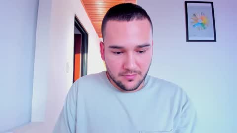 Vito Ferrer online show from March 10, 2025, 10:34 pm