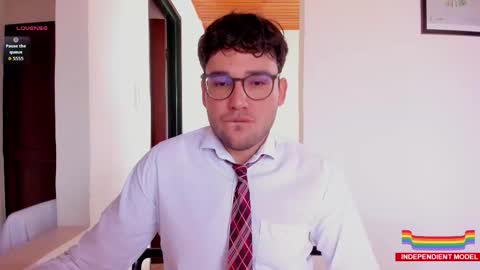 Vito Ferrer online show from September 9, 2025, 6:29 pm