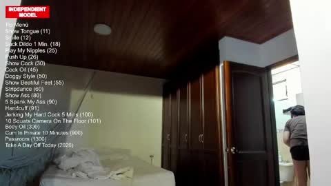 Snapshot of vito_ferrero chatting on April 26, 2026, 12:36 pm Vito Ferrer online show from April 26, 2026, 12:36 pm