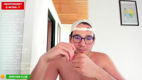 Snapshot of vito_ferrero chatting on April 29, 2026, 9:10 pm Vito Ferrer online show from April 29, 2026, 9:10 pm