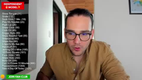 Snapshot of vito_ferrero chatting on April 30, 2026, 9:30 pm Vito Ferrer online show from April 30, 2026, 9:30 pm