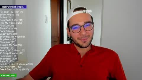 Snapshot of vito_ferrero chatting on June 1, 2026, 10:33 pm Vito Ferrer online show from June 1, 2026, 10:33 pm