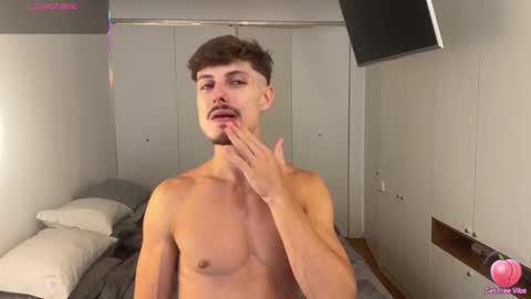 vitoraugustoxxx online show from February 26, 2026, 5:23 pm