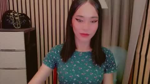 SANDRA GOING YOU online show from April 27, 2026, 10:46 am