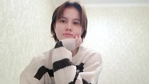 Snapshot of vivatrude chatting on February 10, 2026, 10:41 am Sonya online show from February 10, 2026, 10:41 am