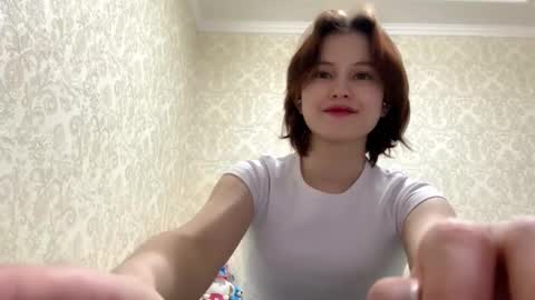 Sonya online show from March 17, 2026, 2:53 pm