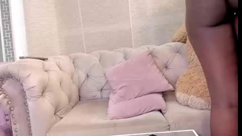 vivi cooper online show from December 2, 2024, 4:09 am