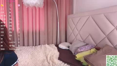 You like my friends can call me LUNA  This is my first day here online show from October 11, 2025, 7:40 am