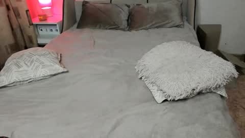 Snapshot of vivian_alison chatting on January 5, 2025, 8:42 pm vivian_alison online show from January 5, 2025, 8:42 pm