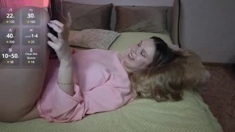 Snapshot of vivian_alison chatting on February 5, 2025, 5:31 pm vivian_alison online show from February 5, 2025, 5:31 pm